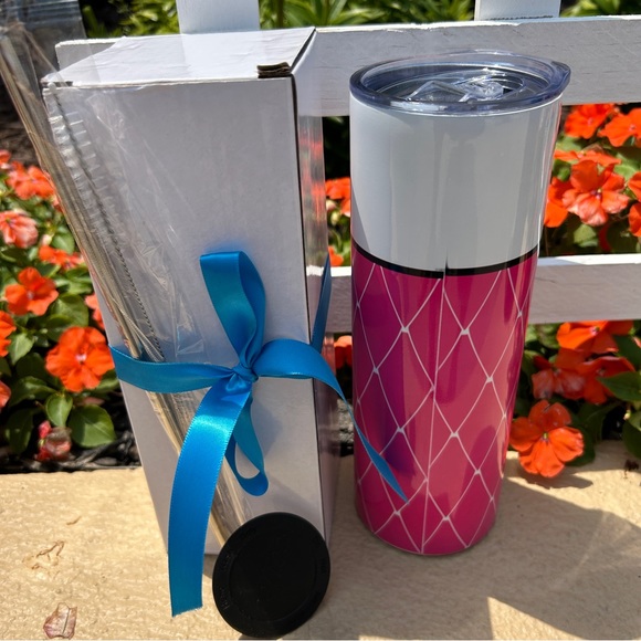 #126 Aqua Net Tumbler - Picture 3 of 4